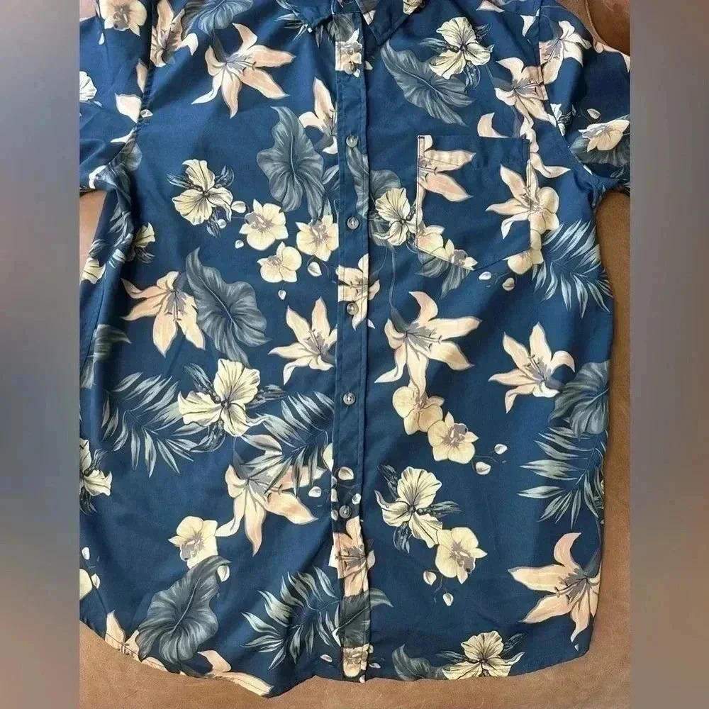 Island Classics Seapointe Collared Button Up Hawaiian Shirt Medium - Picture 3 of 9